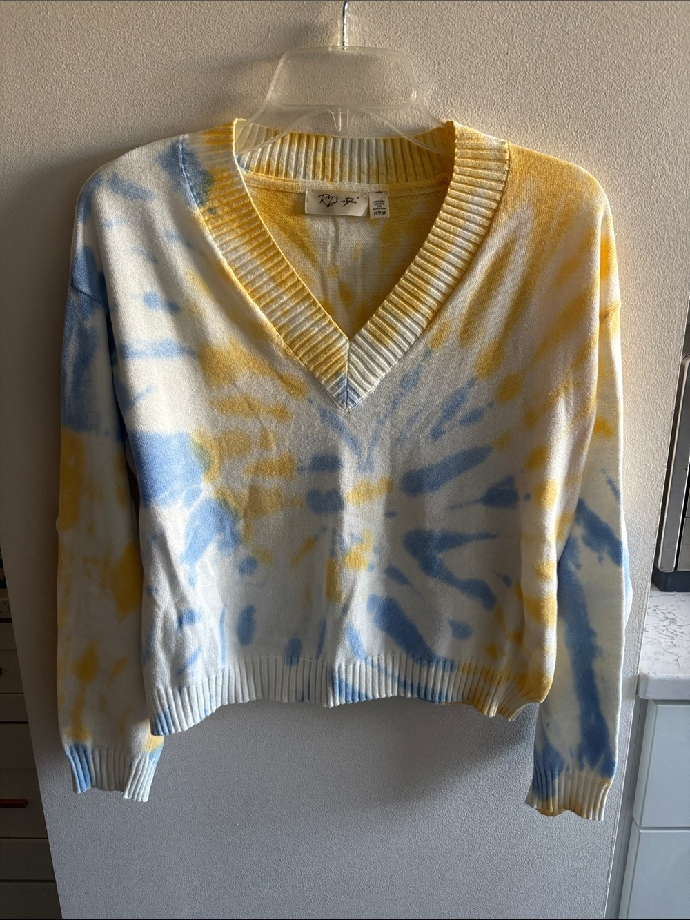 RD Style Yellow & Blue Tie-Dye V-Neck Sweater